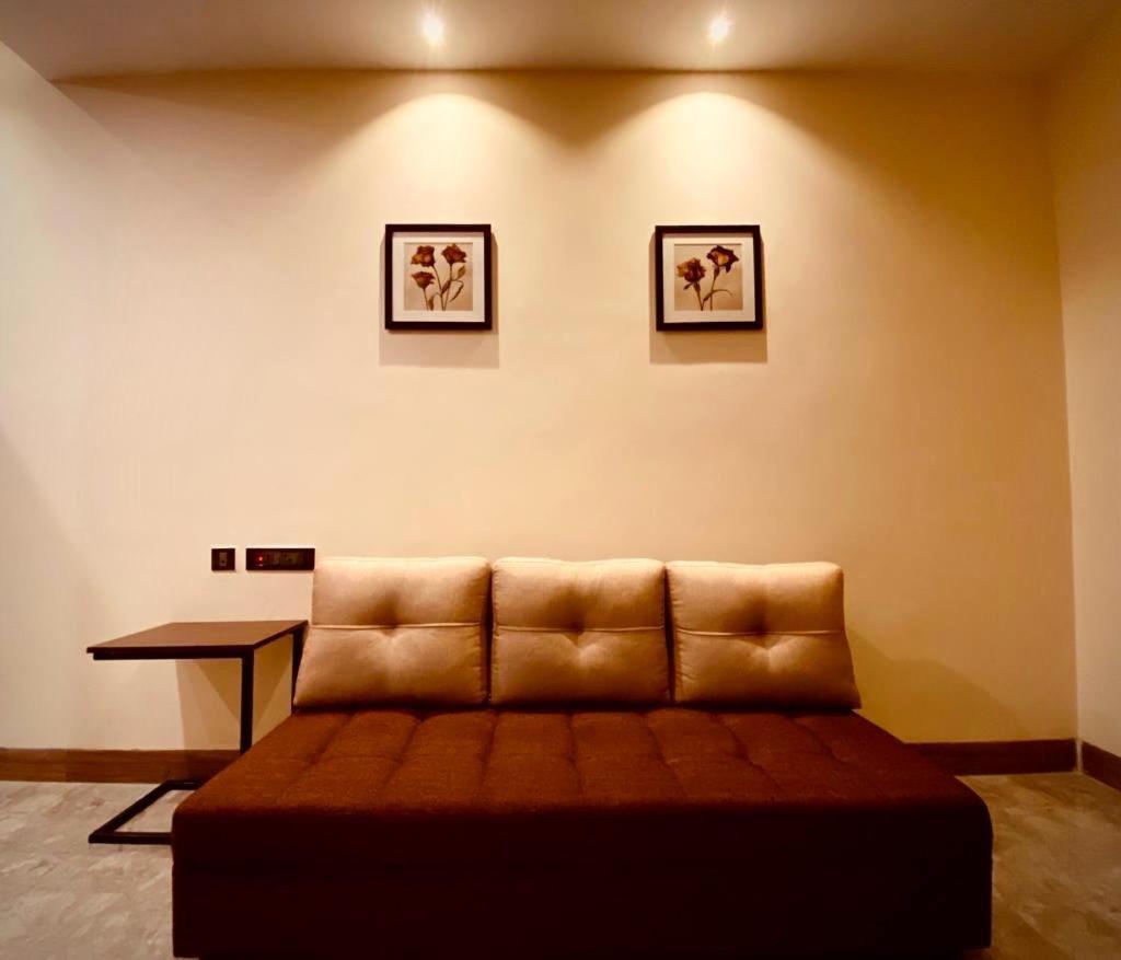 La Grande Suite Karaikal Buitenkant foto