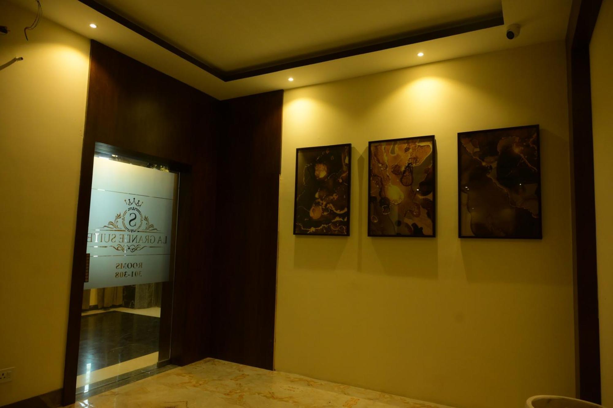 La Grande Suite Karaikal Buitenkant foto