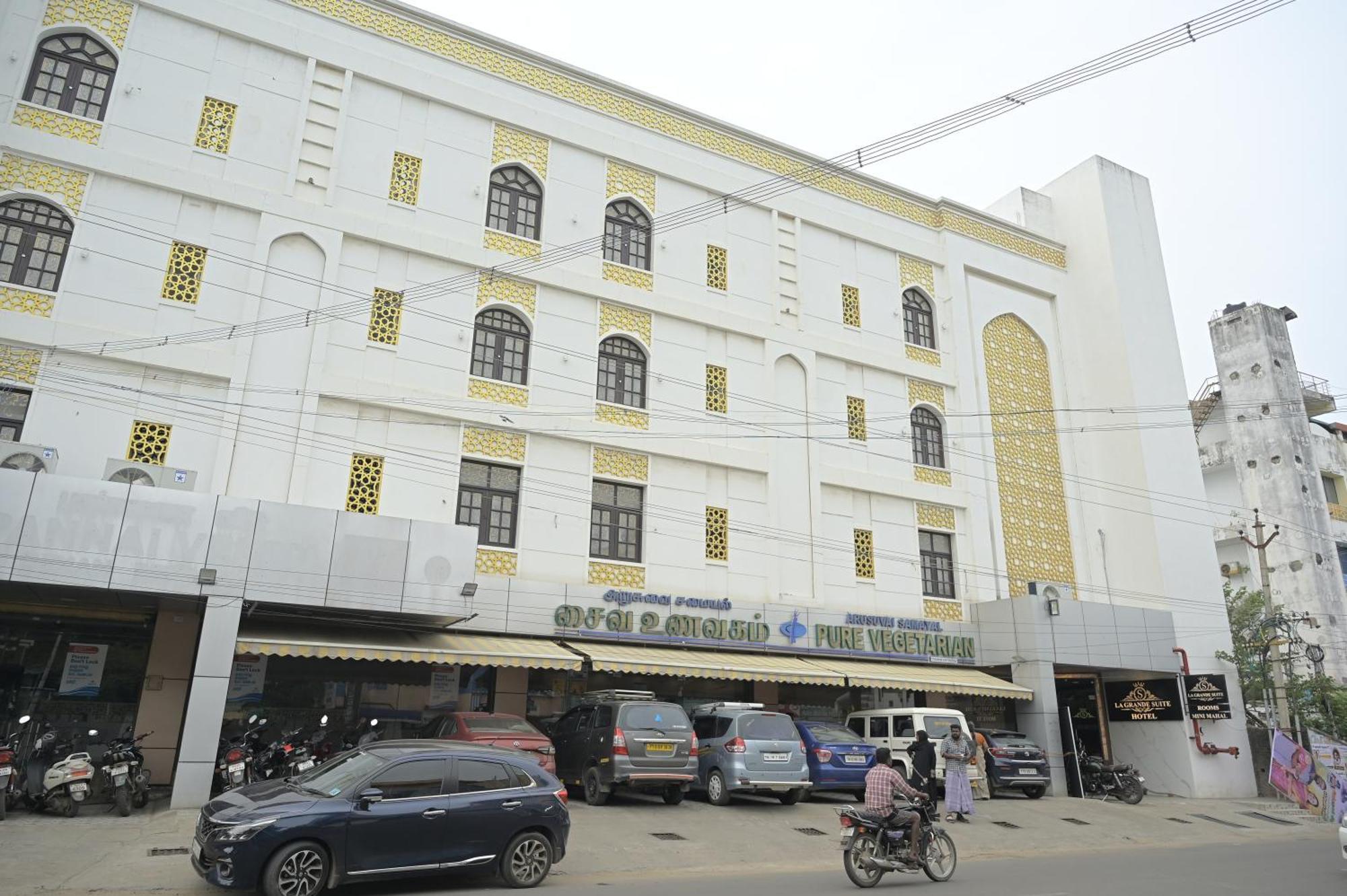 La Grande Suite Karaikal Buitenkant foto