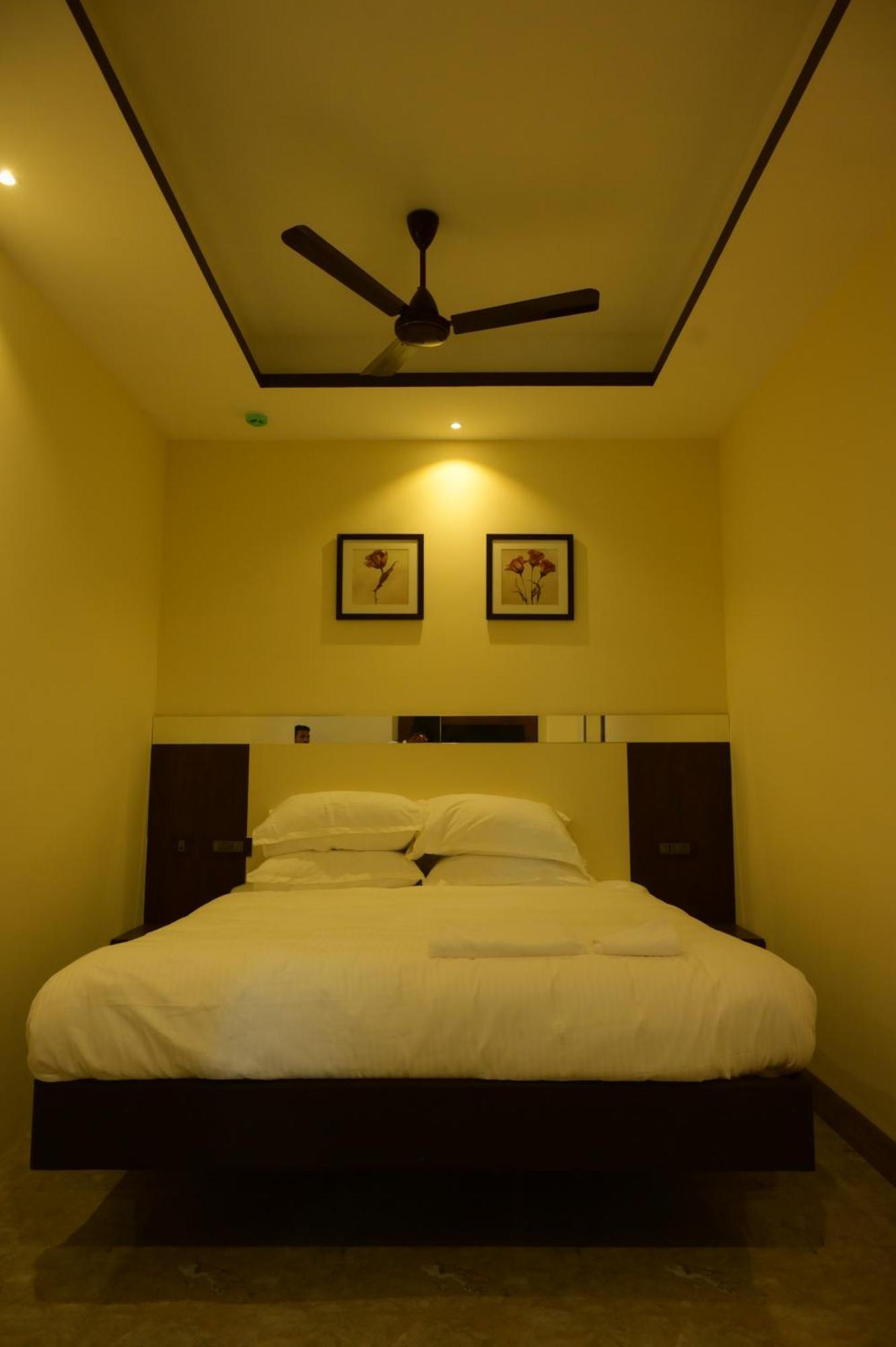 La Grande Suite Karaikal Buitenkant foto